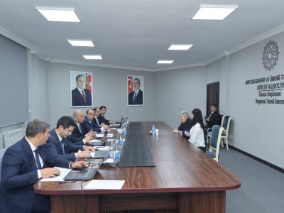 Elm və təhsil naziri Gəncədə vətəndaşları qəbul edib