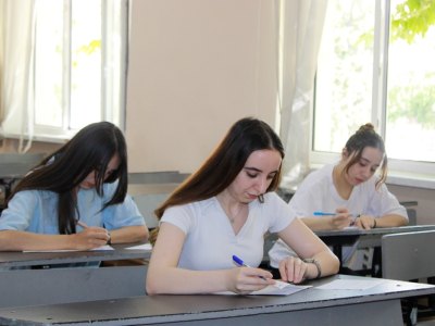 Magistraturaya qəbul imtahanı keçirilib