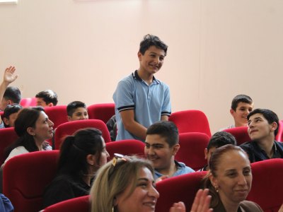 Xüsusi qayğıya ehtiyacı olan şagirdlərlə görüşlər keçirilib