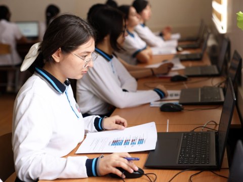 "Rəqəmsal Bacarıqlar" təmayüllü siniflərə qeydiyyat başladı