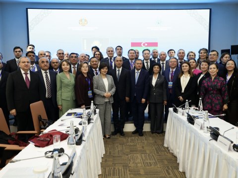 Qazaxıstan və Azərbaycan ali təhsil müəssisələrinin II Rektorlar Forumu keçirilib