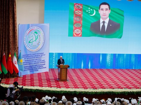 Firudin Qurbanov Türkmənistanda keçirilən 3-cü Beynəlxalq Riyaziyyat Olimpiadasının açılışında iştirak edib