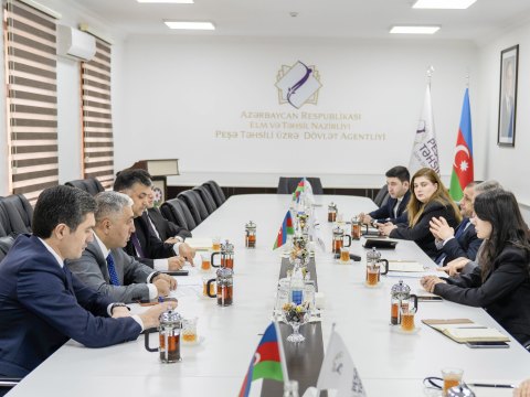Peşə məzunlarına məşğulluq dəstəyi gücləndirilir