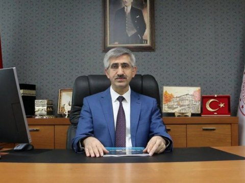 Türkiyədə məktəb cinayətləri səbəbilə nazir müavini işdən çıxarılıb