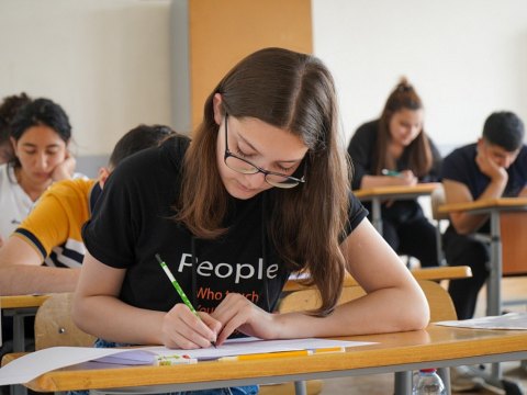 Ali təhsil almaq istəyən abituriyentlərin sayı açıqlanıb