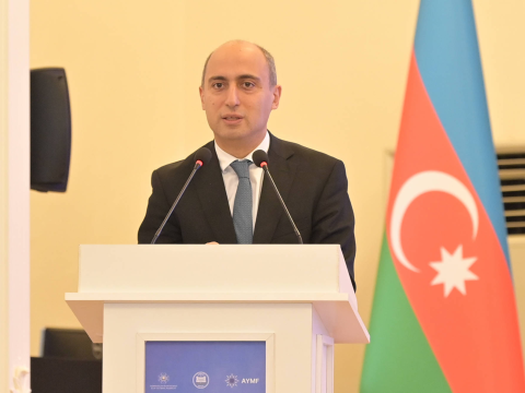 Yalnız imtahan nəticələri deyil, uşaqların tərbiyəsi də müzakirə olunmalıdır &ndash; Emin Əmrullayev