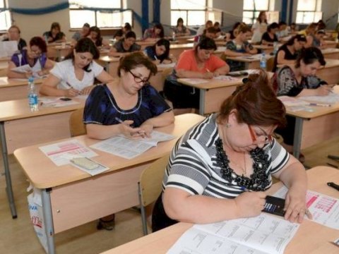 60 yaşdan yuxarı müəllimlərdən sertifikasiyada YÜKSƏK&nbsp;nəticə - FOTO