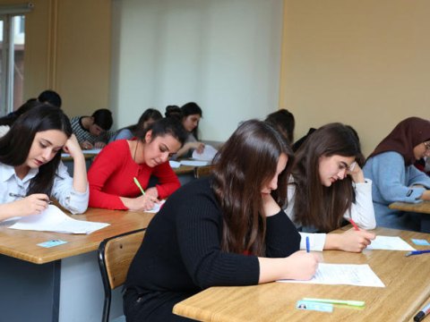 Bu həftəsonu 51 mindən çox şəxs qəbul imtahanı verəcək
