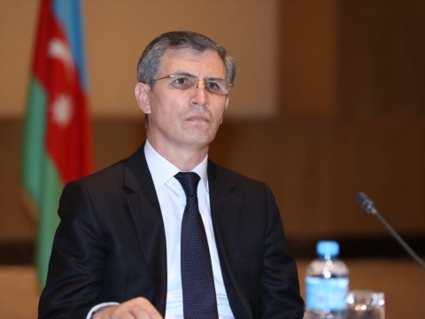 Deputat: Azərbaycanda yaşı 10-dan çox olan uşaqların 76 faizi sosial medianın gündəlik istifadəçisidir&nbsp;
