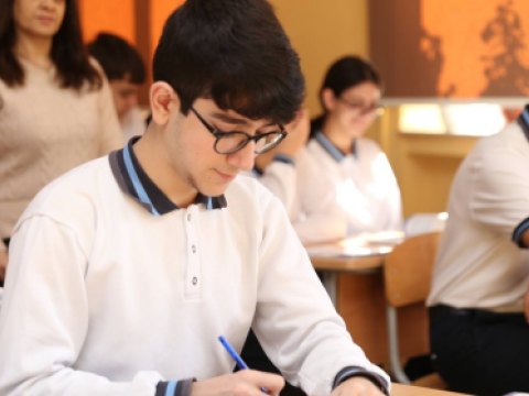 Məktəb uşaqları həyata, yoxsa qəbul imtahanlarına hazırlayır? - Nazirdən düşündürücü SUAL