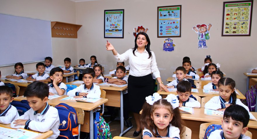 Müəllim və şagirdlərin geyimi ilə bağlı tələblər&nbsp;- Qanuna salınır