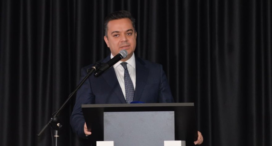 Azərbaycanda ilk elektron diplomu bu şəxs alıb -&nbsp; İdarə rəisindən AÇIQLAMA