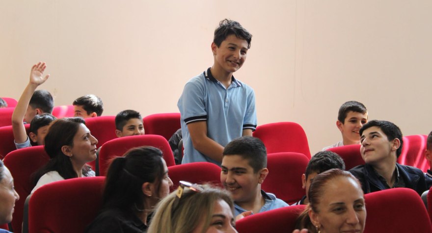 Xüsusi qayğıya ehtiyacı olan şagirdlərlə görüşlər keçirilib