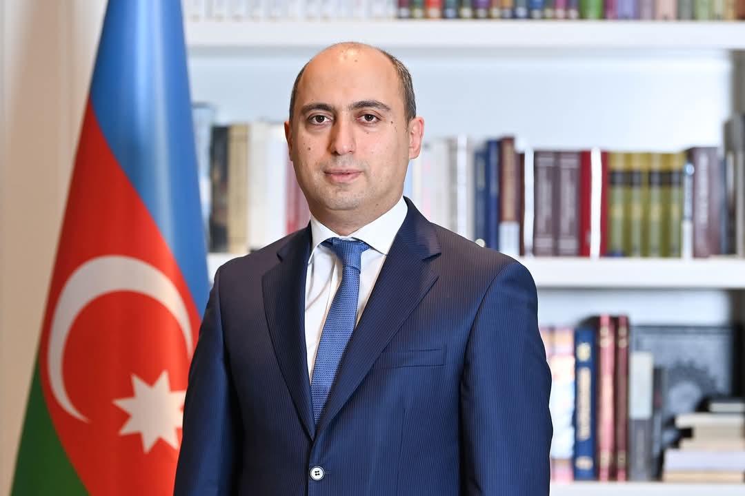 Emin Əmrullayev&nbsp;congratulated women