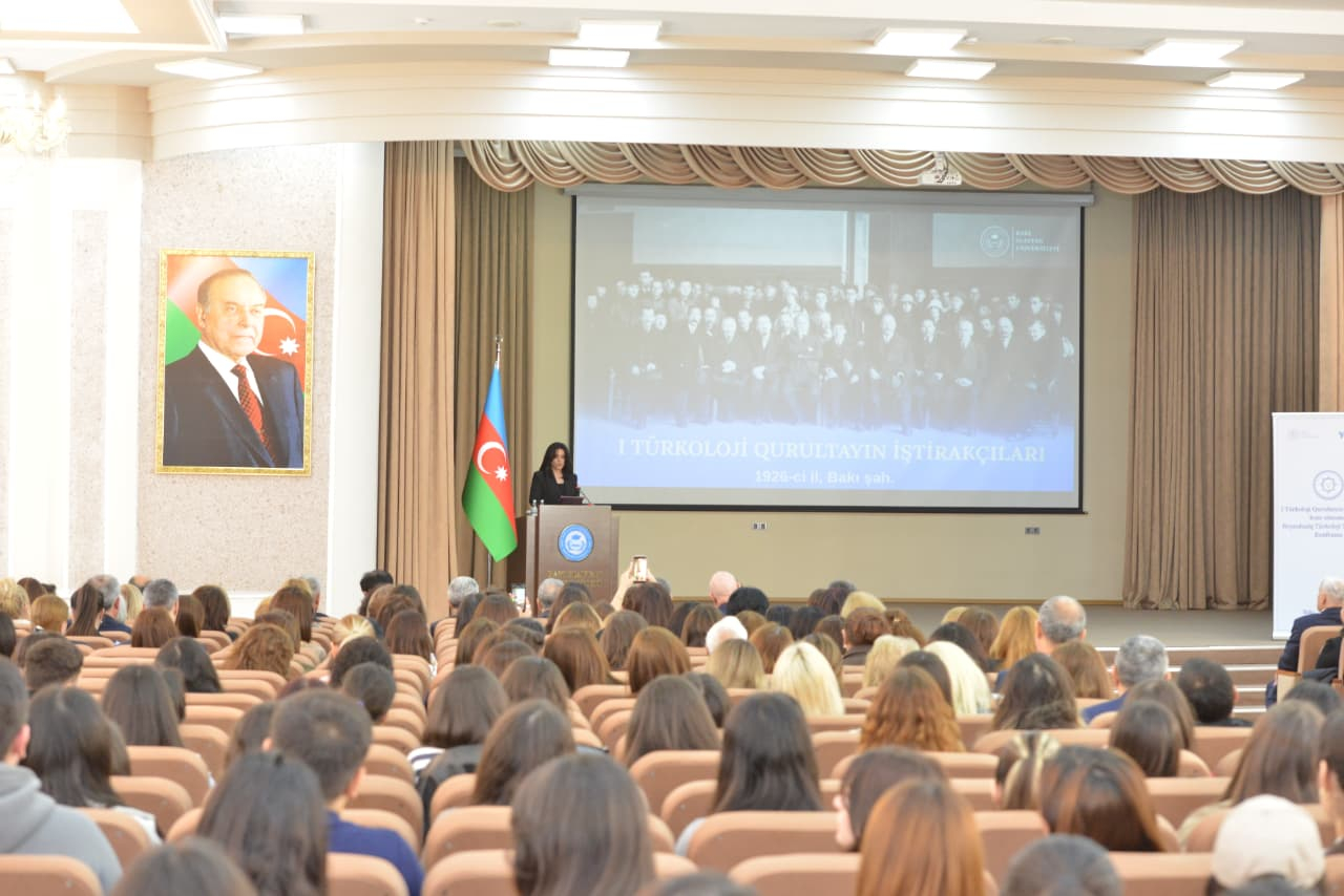 BSU-da Türkoloji tədqiqatların gələcəyi müzakirə olundu