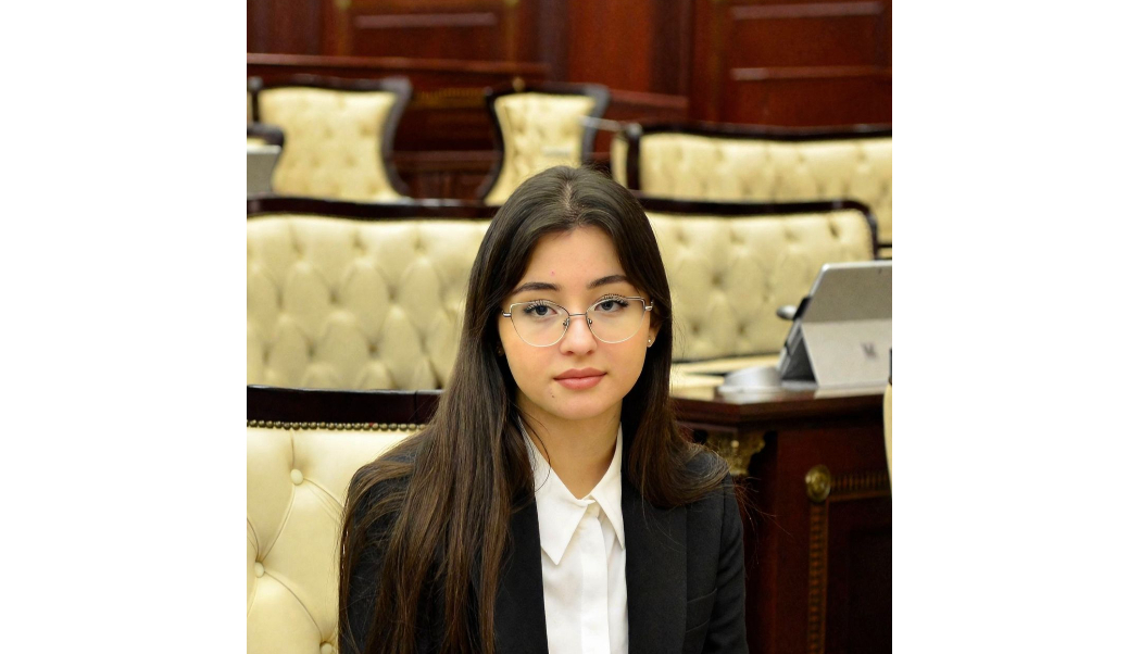 Azərbaycanlı tələbə Oksford Universitetinə qəbul olub - FOTO