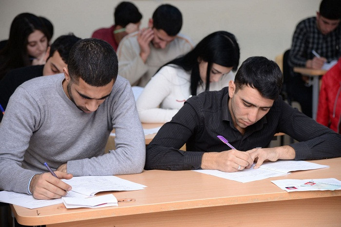 13 min- dən çox&nbsp;bakalavr magistraturanın II cəhdinə qeydiyyatdan KEÇİB