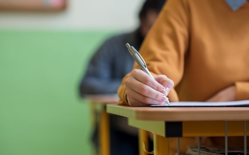 SEC held next exams - Nine people caught with phones