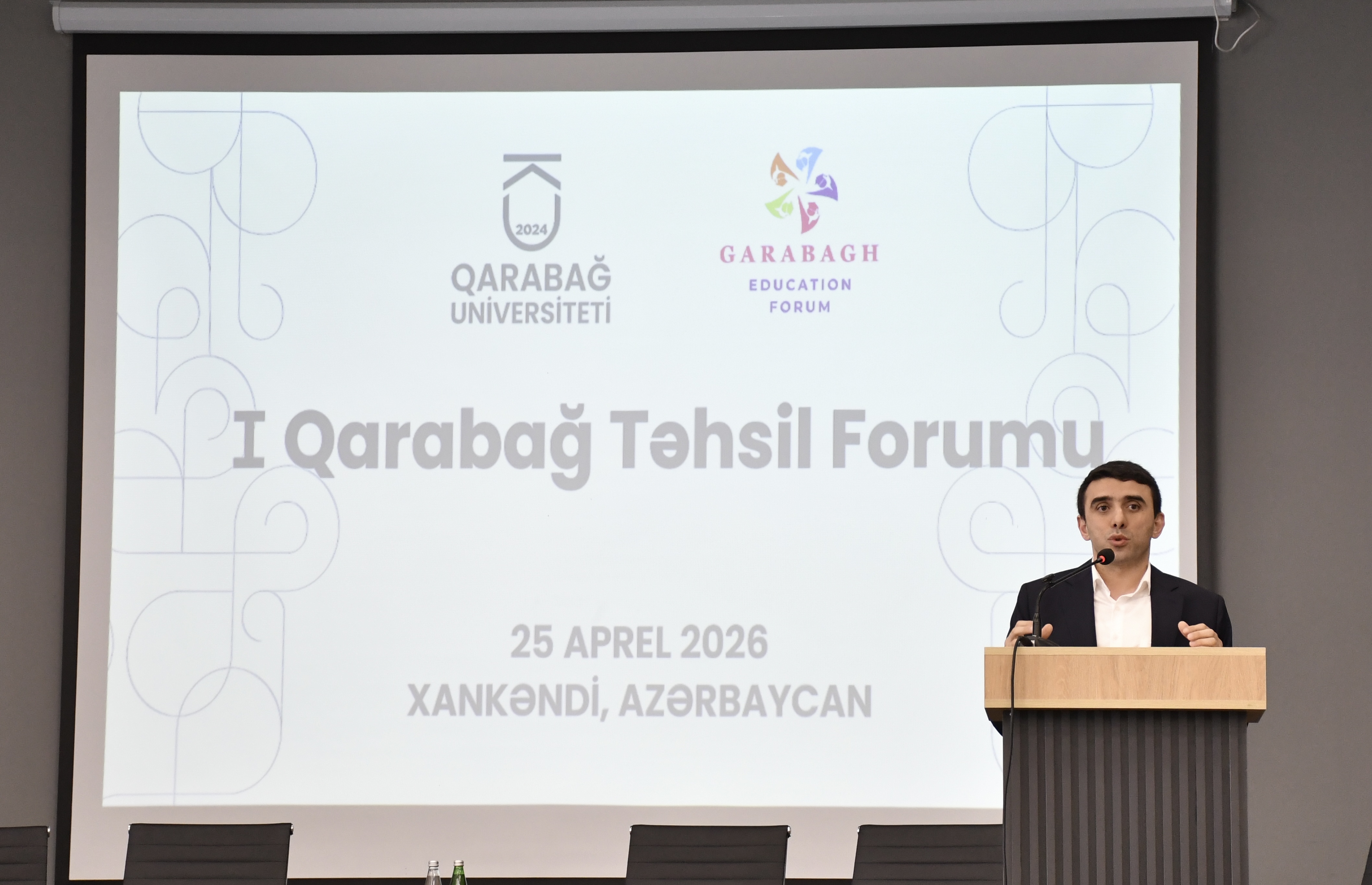 Elnur Əliyev: Azərbaycan müəlliminin rolu insan kapitalının formalaşdırılmasında aparıcı qüvvədir