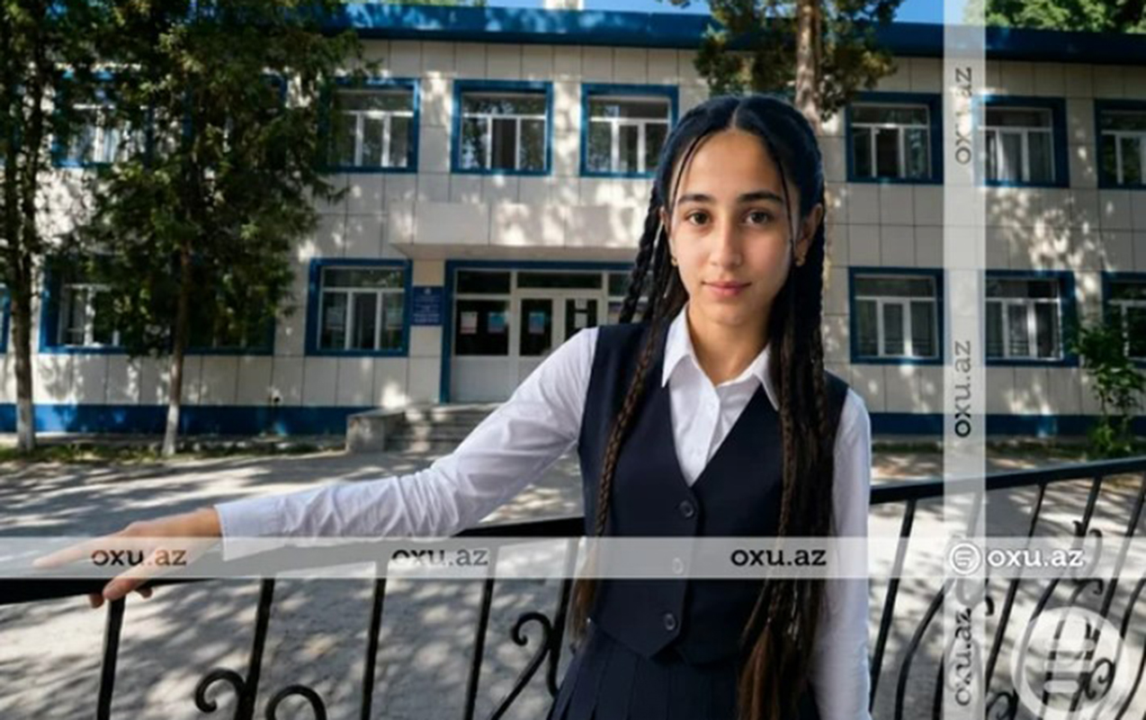 Ömrü də, məktəbi də yarımçıq qalan Elmiranın - Fotosu