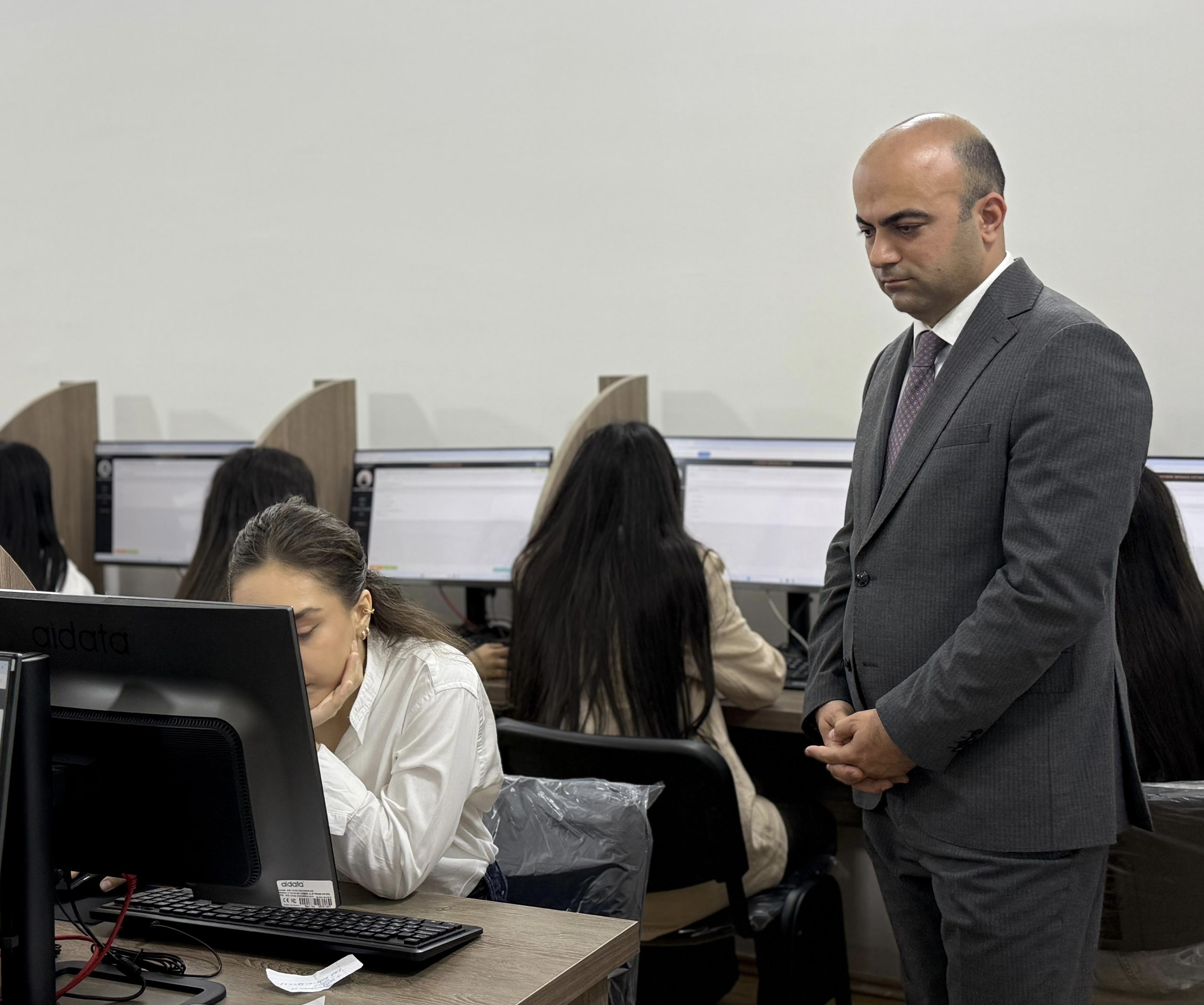 Bu kollecdə yeni imtahan modeli tətbiq olunur