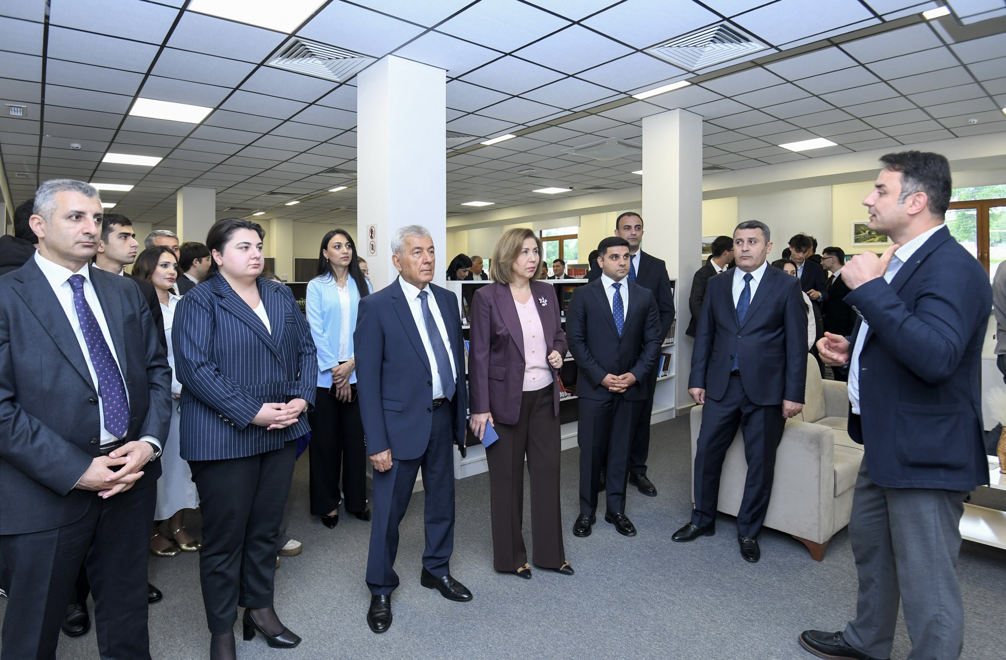 &ldquo;Yay məktəbi&rdquo;nin iştirakçıları Qarabağ Universiteti ilə tanış olublarrn&nbsp;