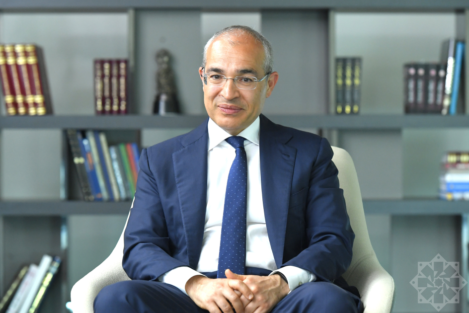 Qarabağ Universiteti bölgənin iqtisadi potensialının artmasına çox böyük töhfə verəcək &ndash; Mikayıl Cabbarov