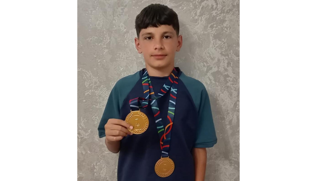 Bir olimpiadada 2 QIZIL medal qazandı