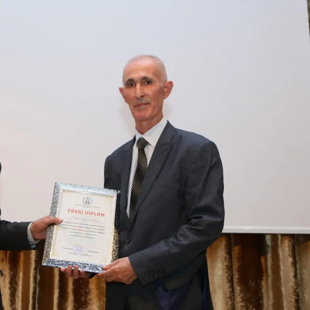 Tanınmış məktəb direktoru vəfat etdi&nbsp;