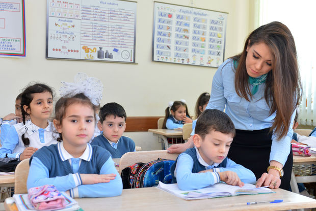 Müəllim və şagirdlər üçün geyim tələblərinə dair vahid yanaşma tətbiq olunacaq